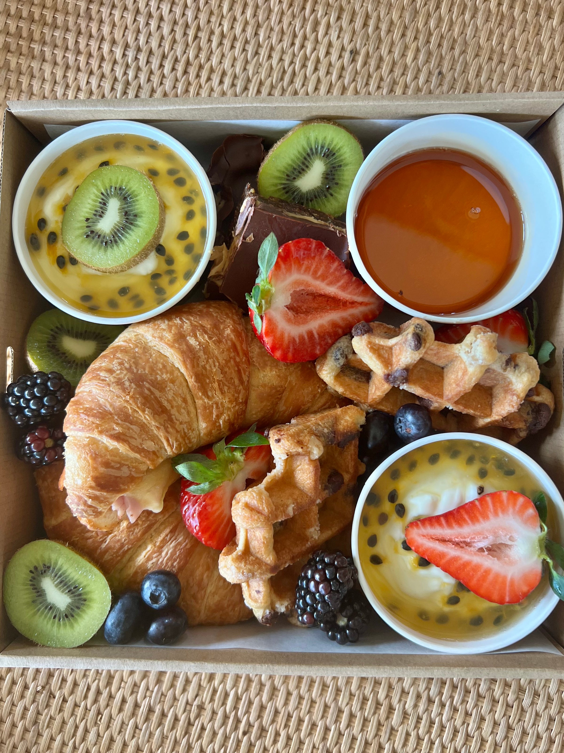 Breakfast Box | AIRLIE PICNIC CO
